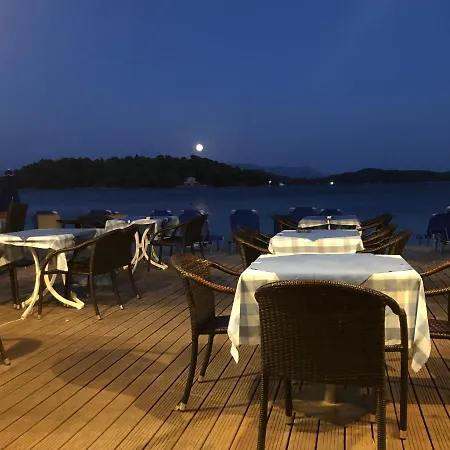 Gregorys Hotel Hotel